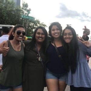 Meet your Posher, Sheena